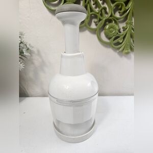 Pampered Chef Classic White Chopper